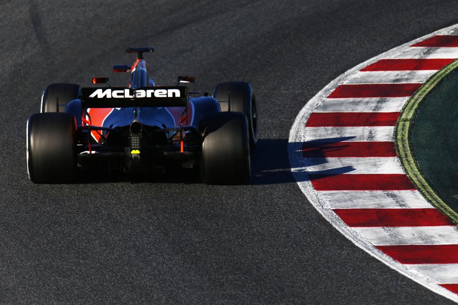  McLaren Honda MCL32 2017 года  (фото 3 из 24)